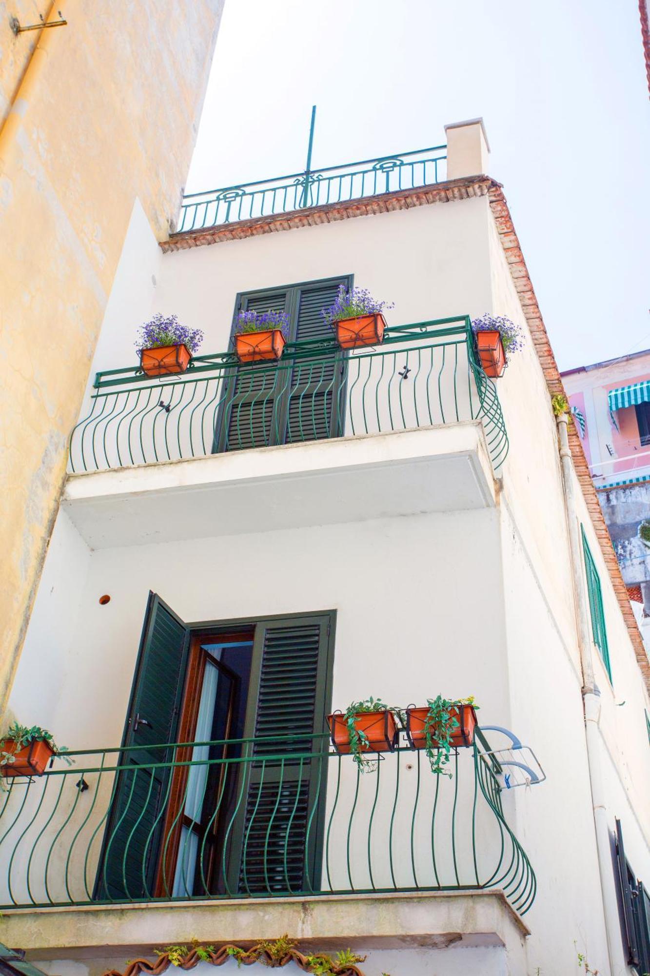 Amalfi Apartments Design Centro Storico Buitenkant foto